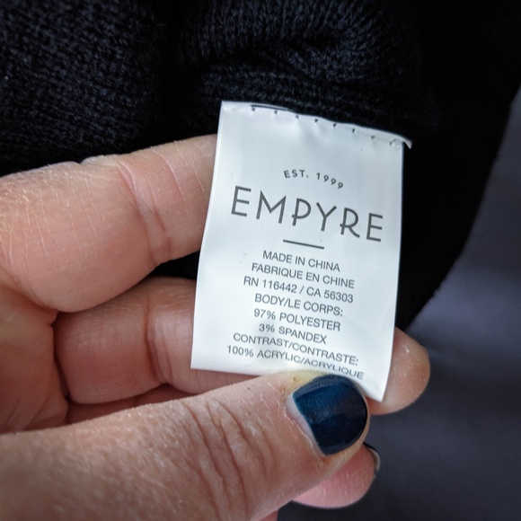 Empyre Beanie Pom Hat Emerald Green Black Womens - Picture 2 of 4